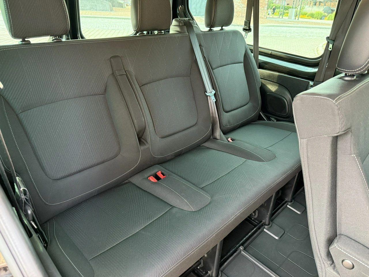 Renault Trafic - Zdjęcie 11