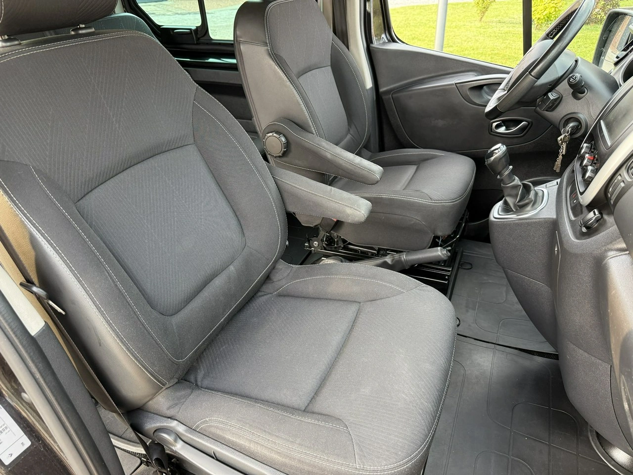 Renault Trafic - Zdjęcie 15