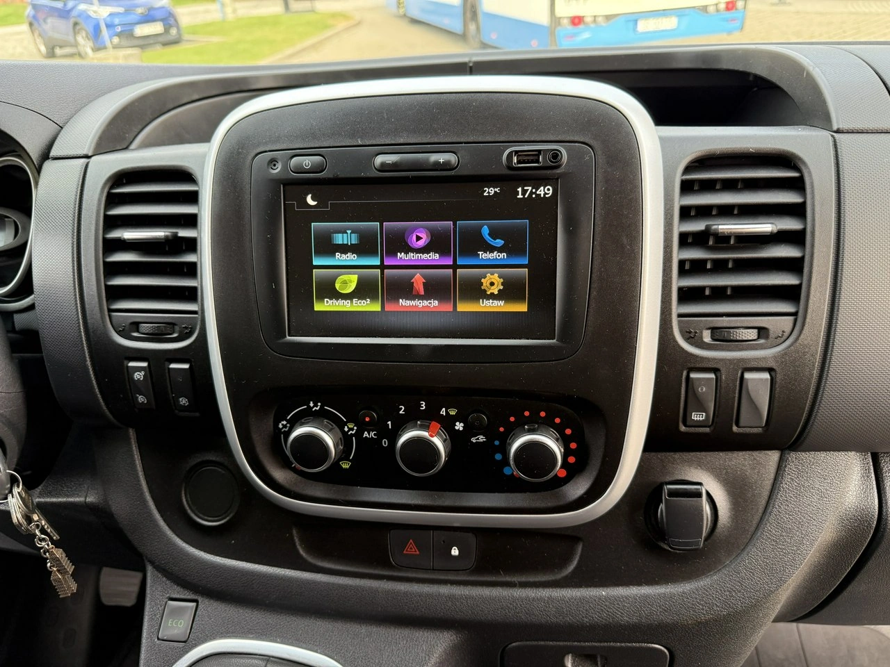 Renault Trafic - Zdjęcie 16