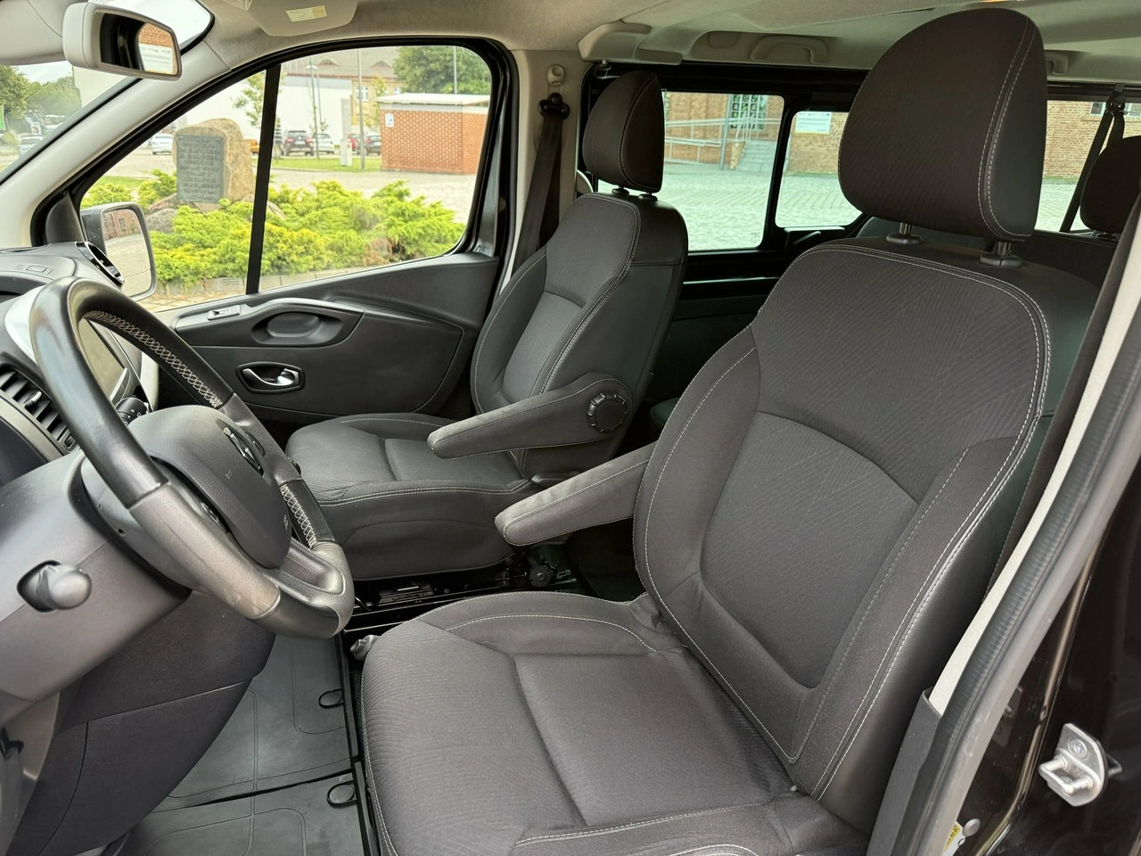 Renault Trafic - Zdjęcie 7