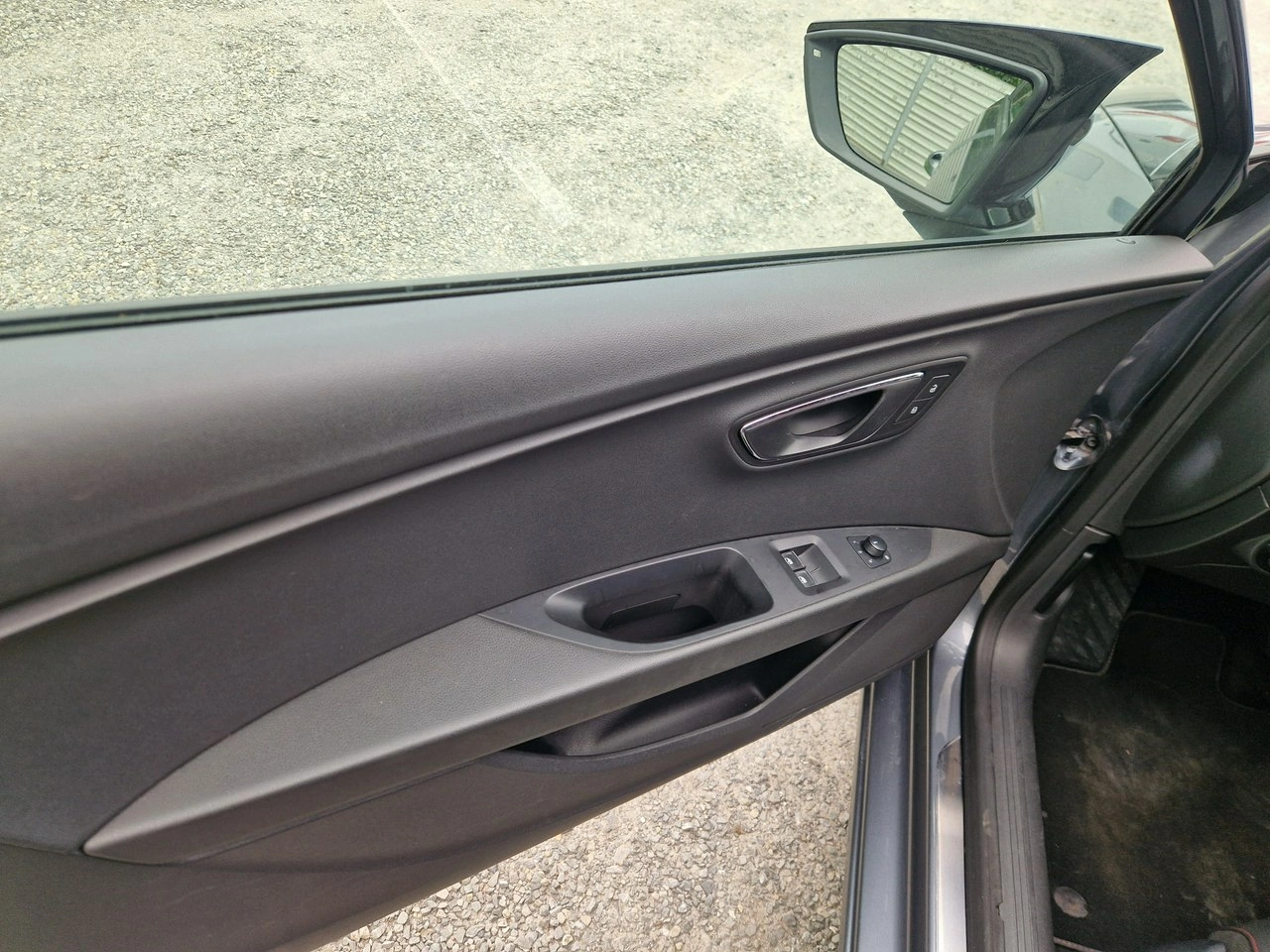 Seat Leon - Zdjęcie 11