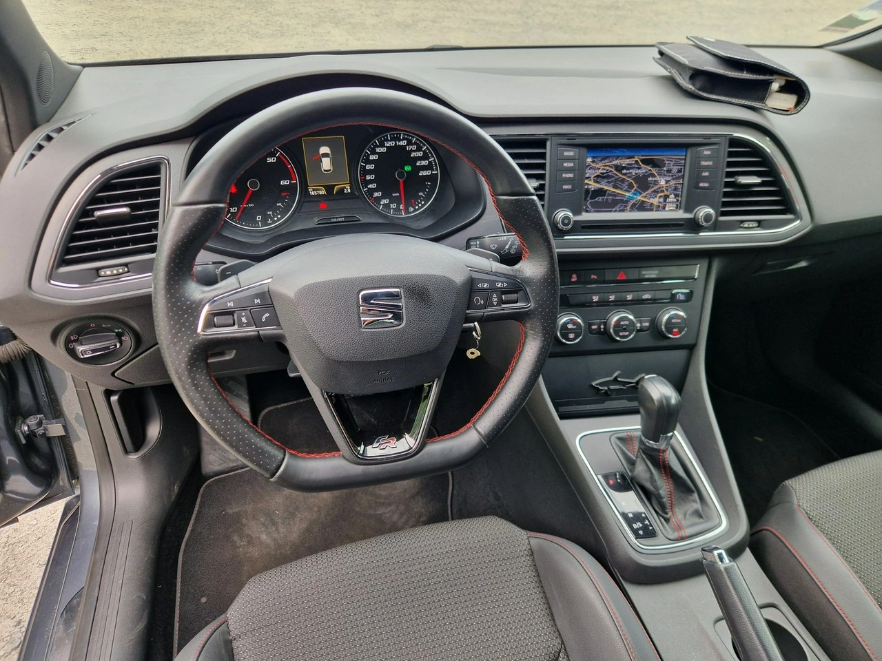 Seat Leon - Zdjęcie 31