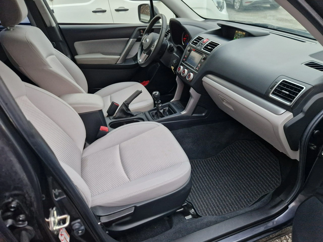 Subaru Forester - Zdjęcie 31