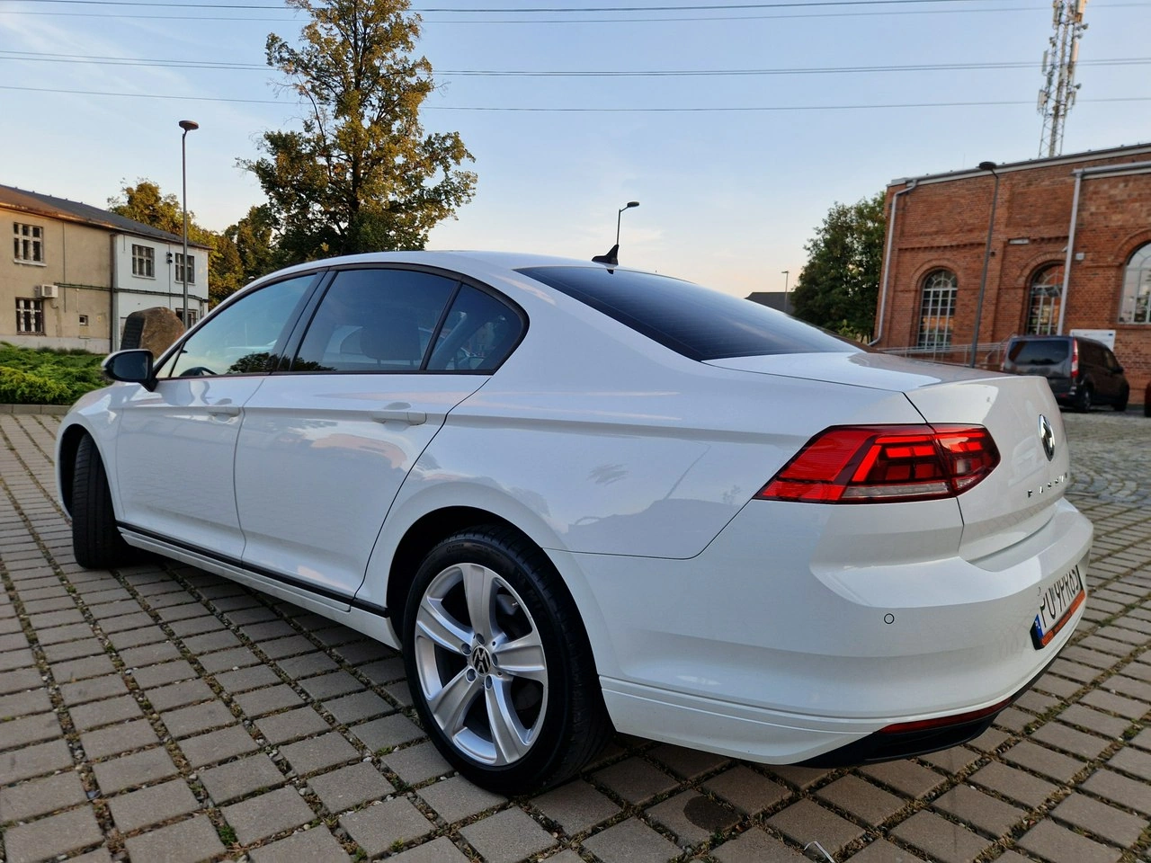 Volkswagen Passat - Zdjęcie 12