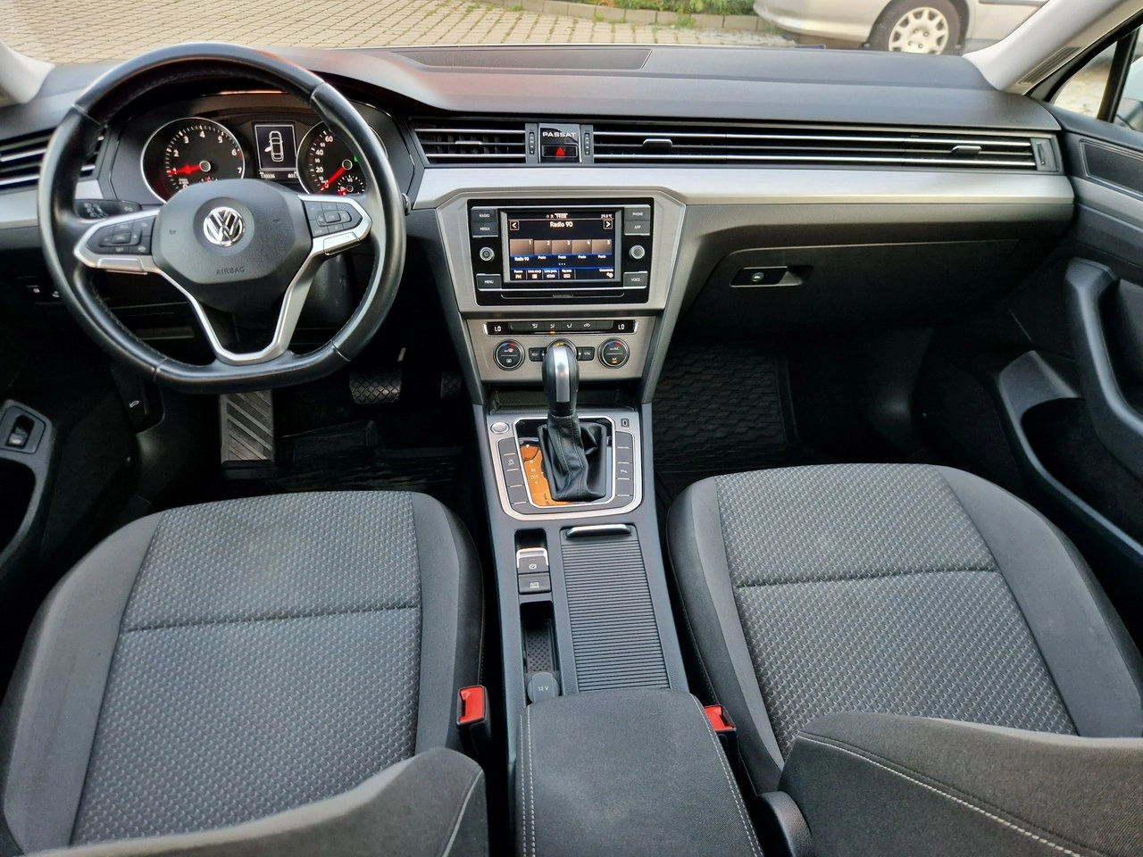 Volkswagen Passat - Zdjęcie 16