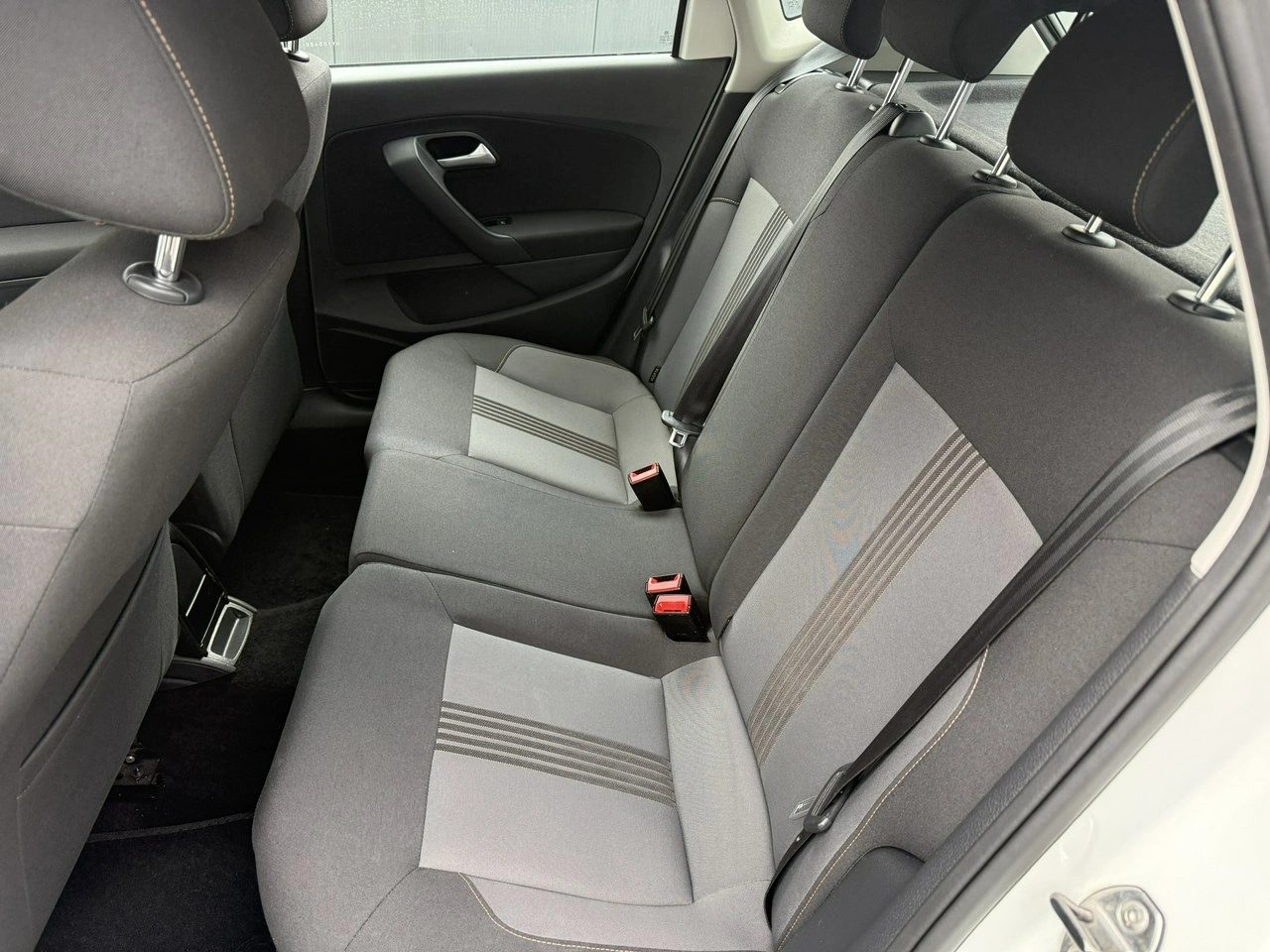 Volkswagen Polo - Zdjęcie 10