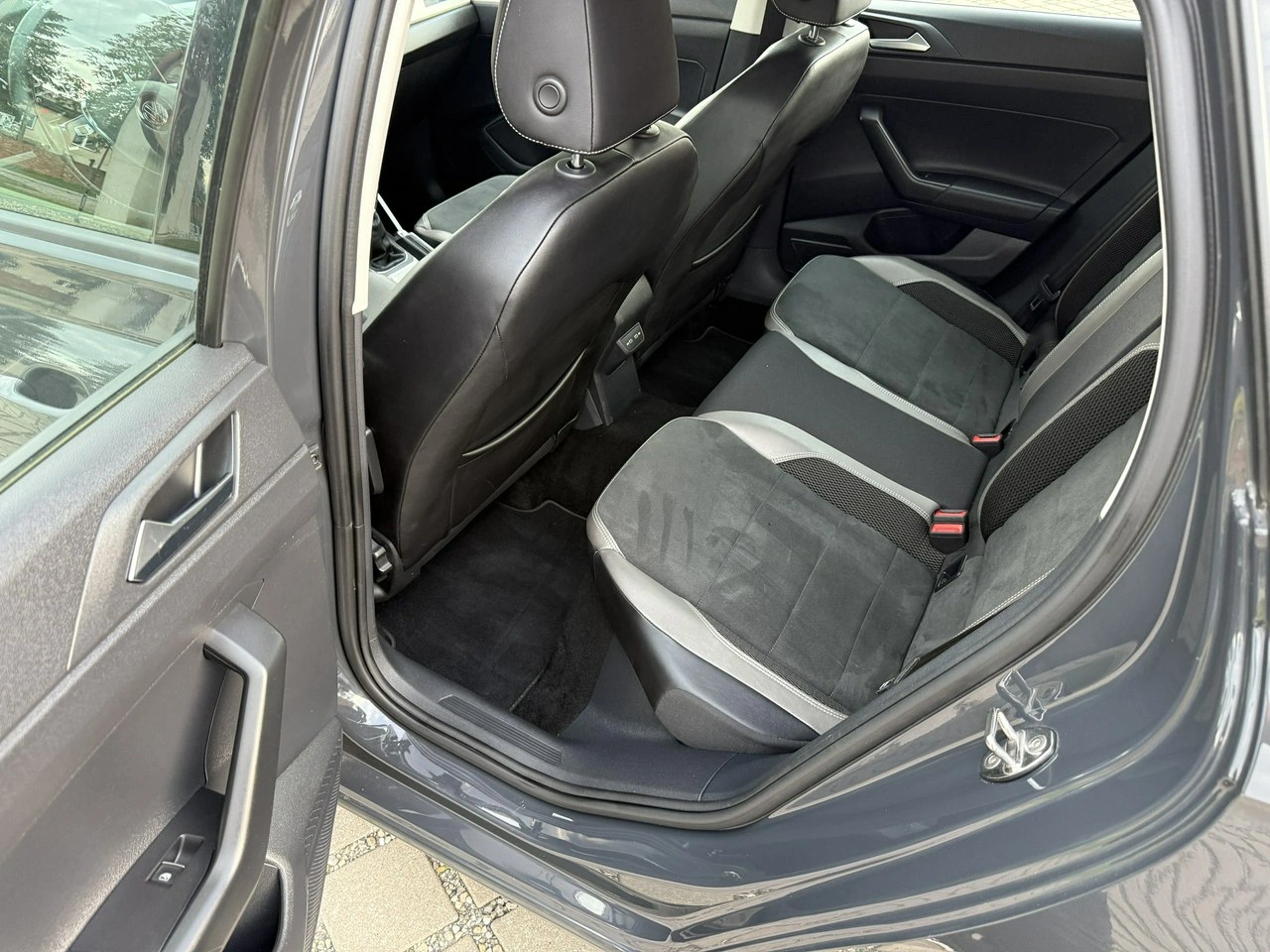 Volkswagen Polo - Zdjęcie 16