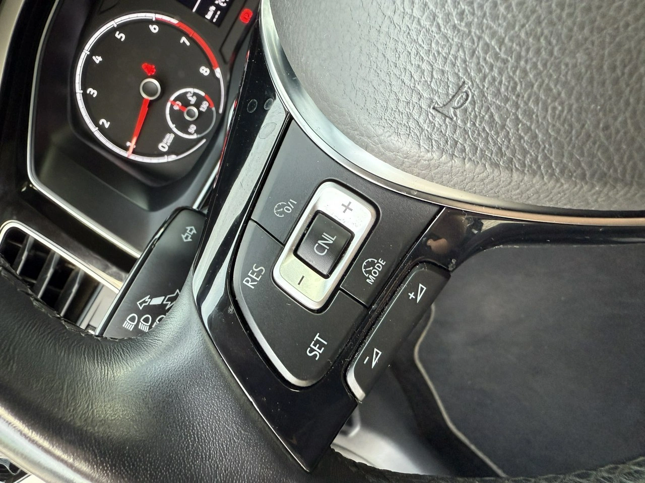 Volkswagen Polo - Zdjęcie 19