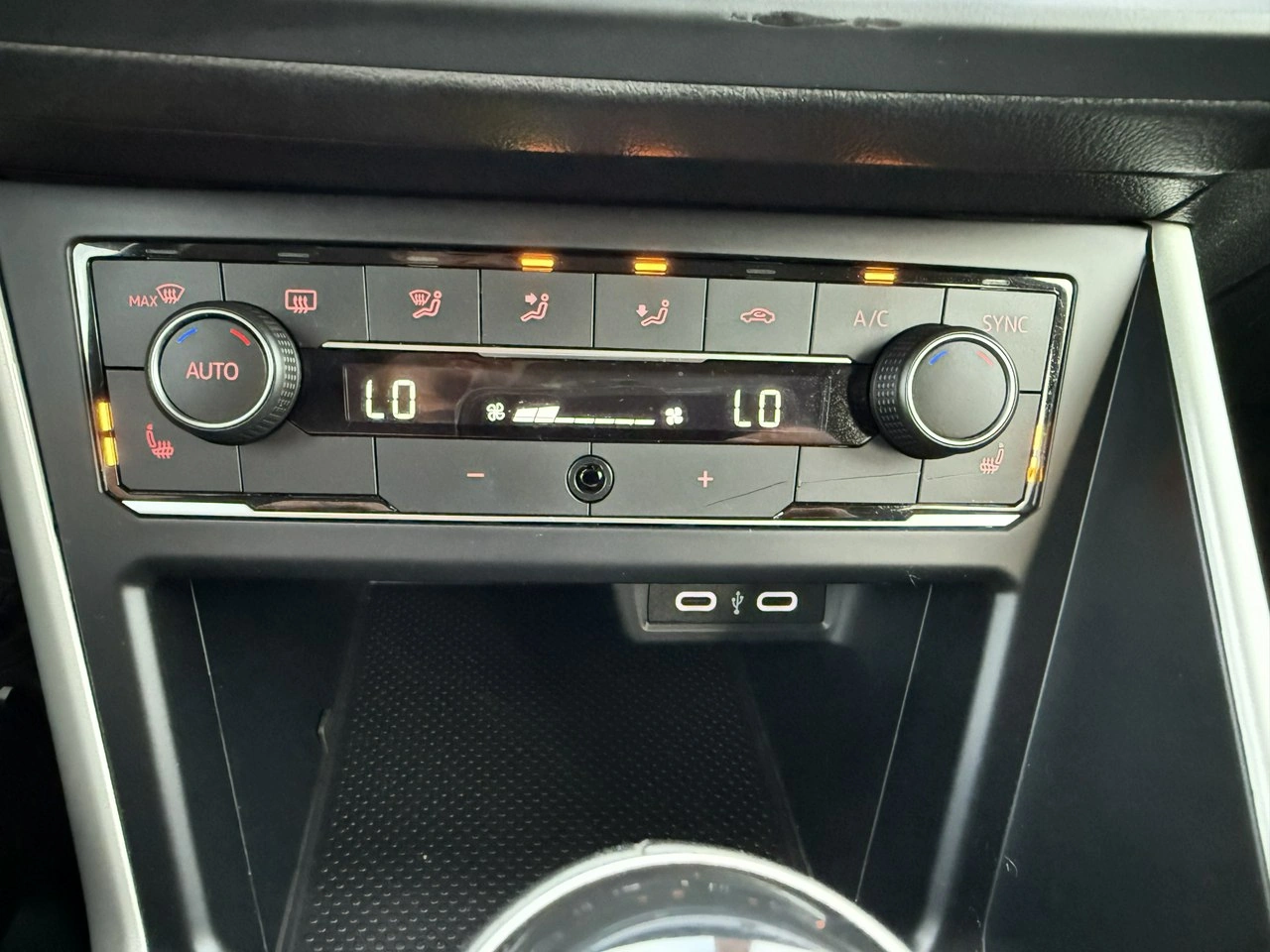 Volkswagen Polo - Zdjęcie 38