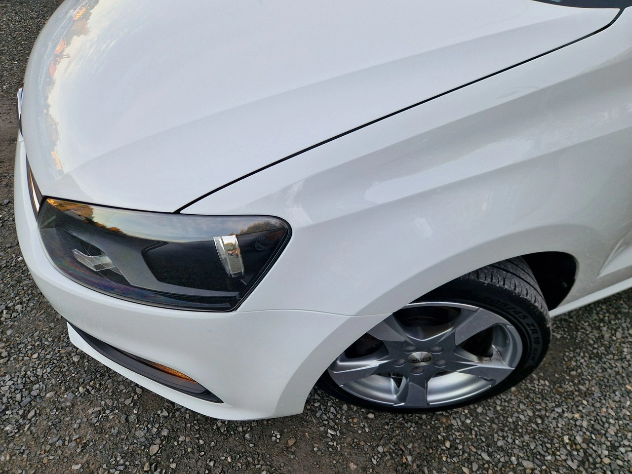 Volkswagen Polo - Zdjęcie 17