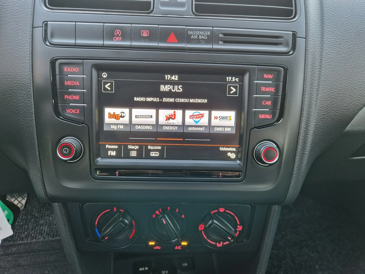 Volkswagen Polo - Zdjęcie 27