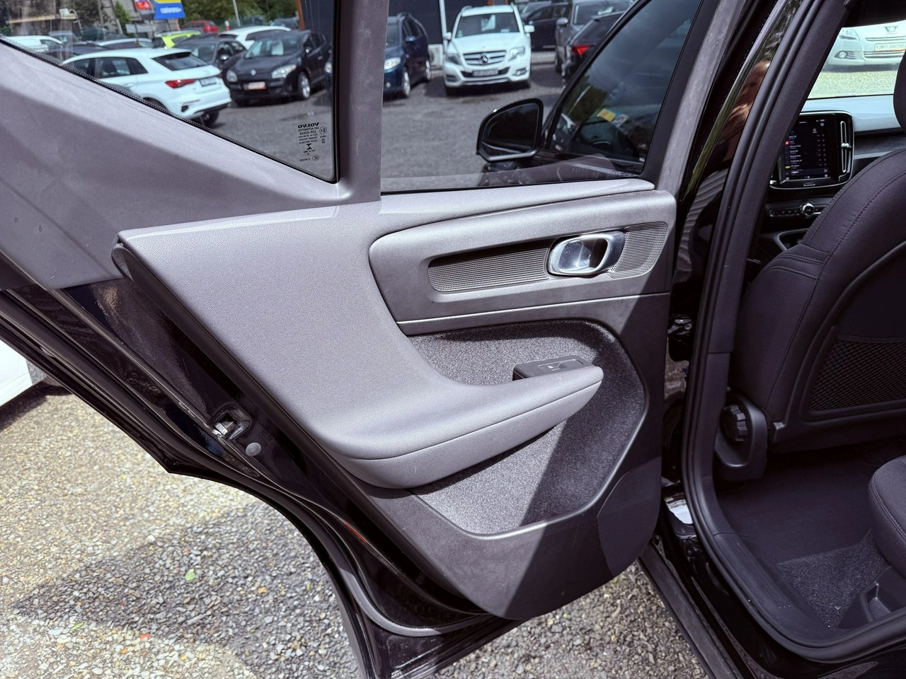 Volvo XC 40 - Zdjęcie 12