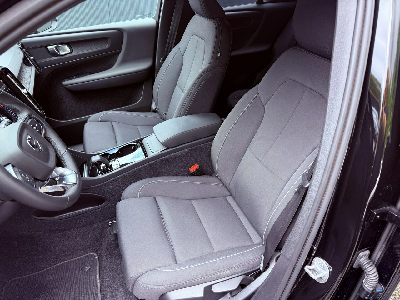 Volvo XC 40 - Zdjęcie 20