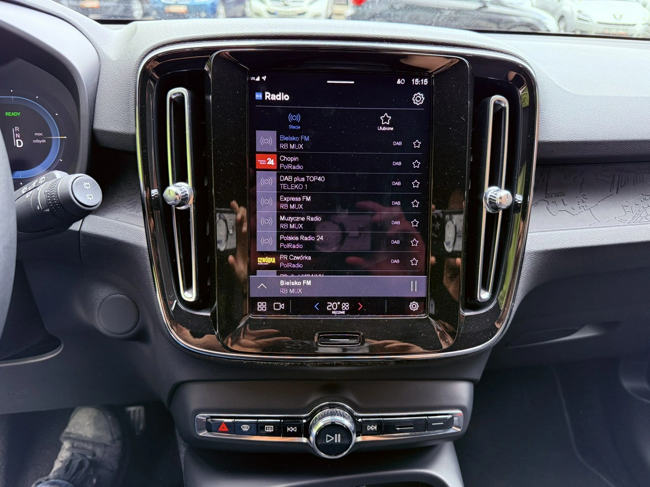 Volvo XC 40 - Zdjęcie 24