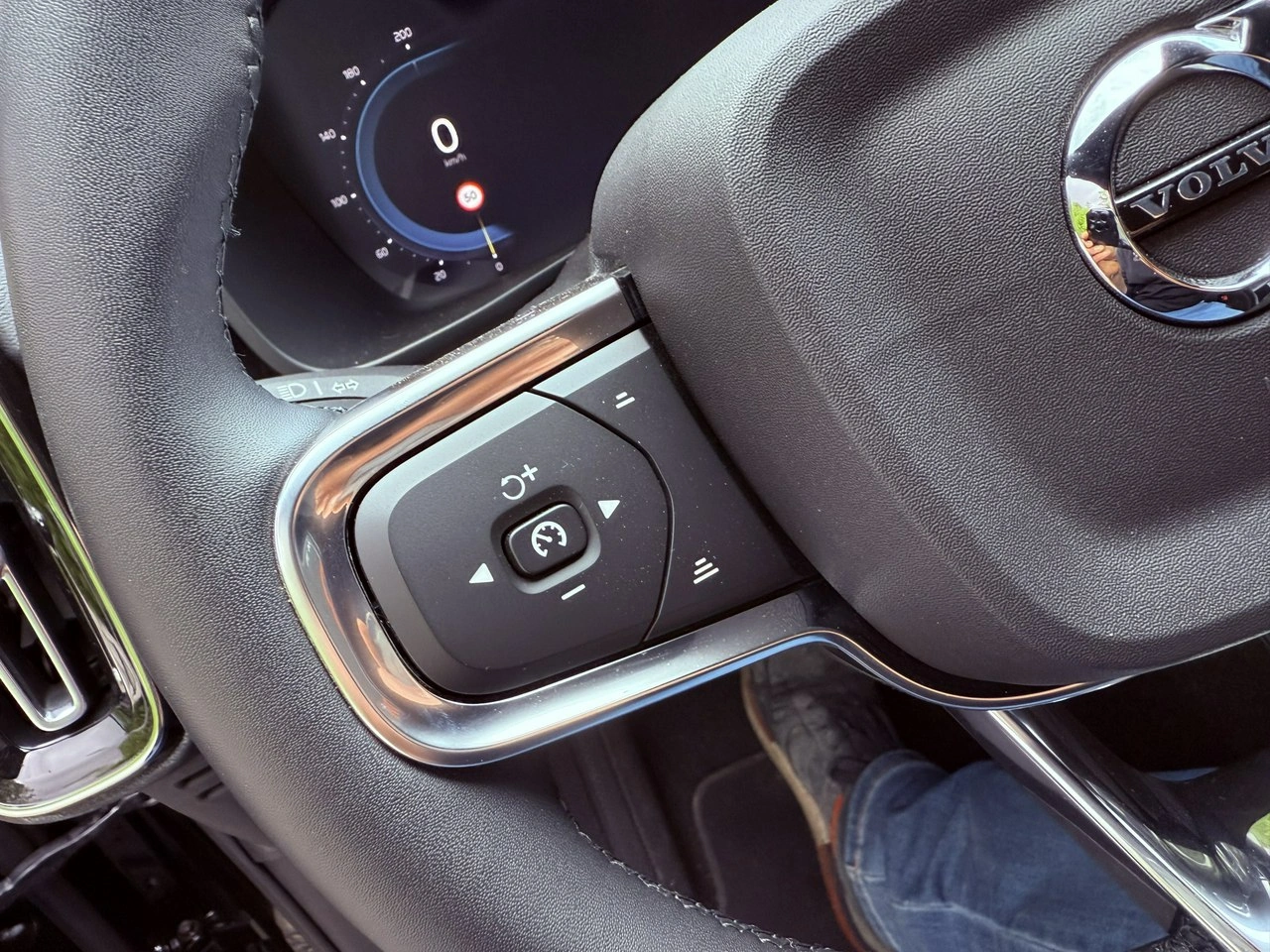 Volvo XC 40 - Zdjęcie 29