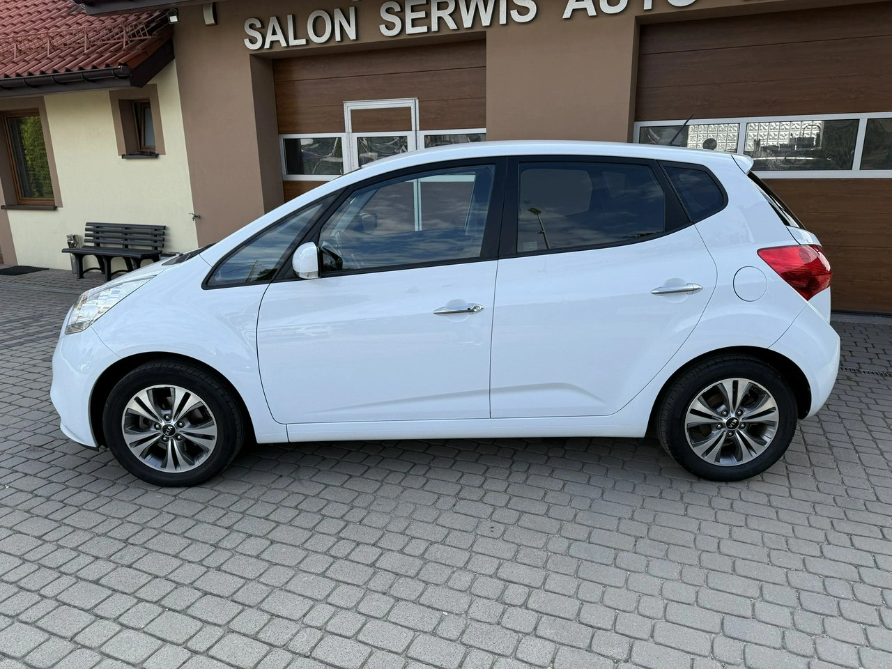 Kia Venga - Zdjęcie 10