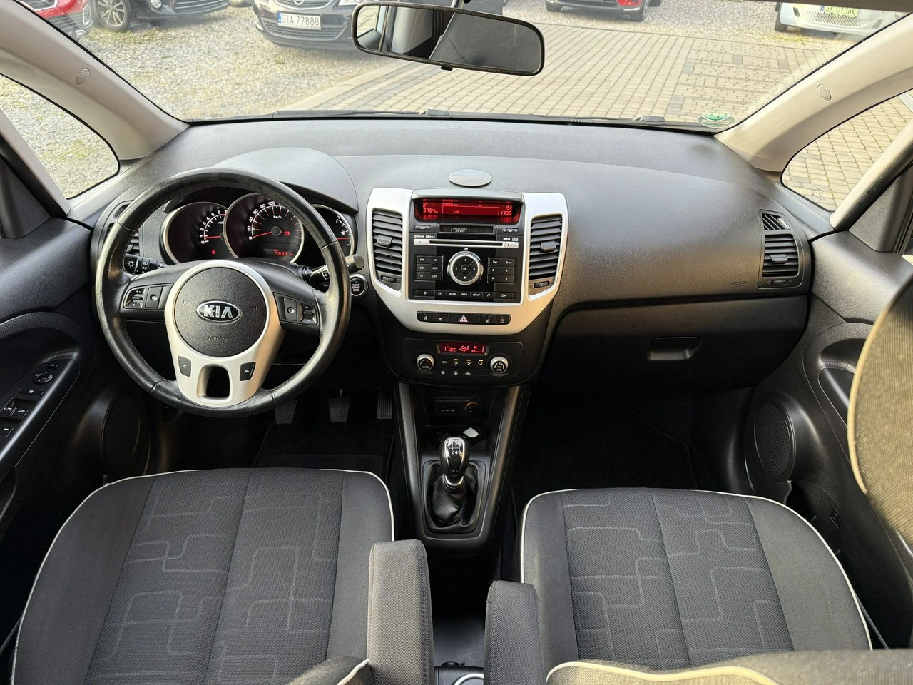 Kia Venga - Zdjęcie 13