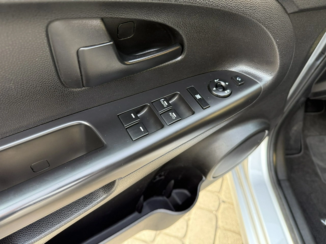 Kia Venga - Zdjęcie 17