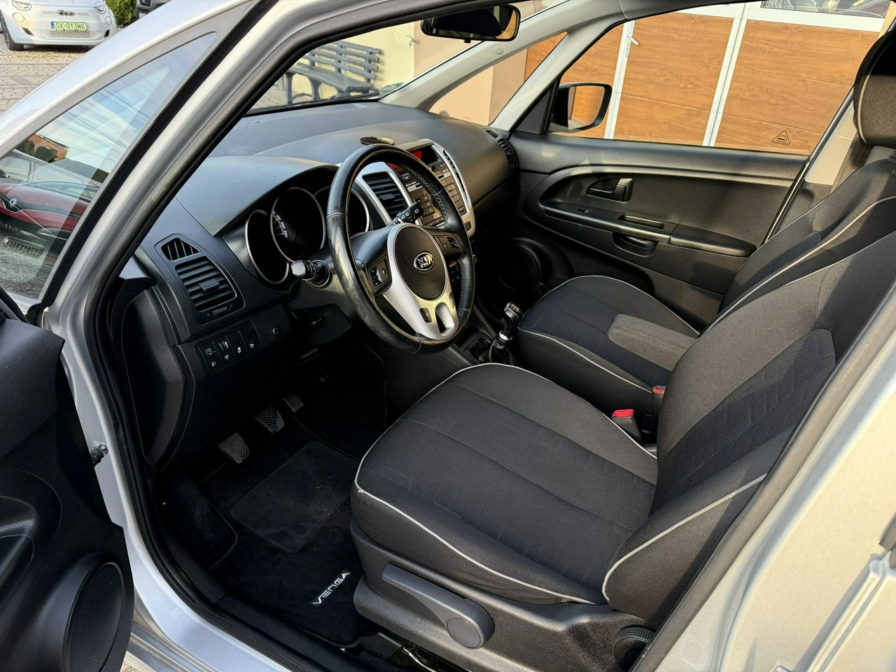 Kia Venga - Zdjęcie 19