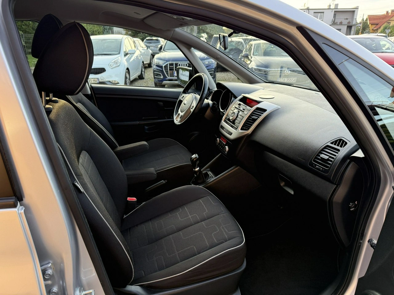 Kia Venga - Zdjęcie 21