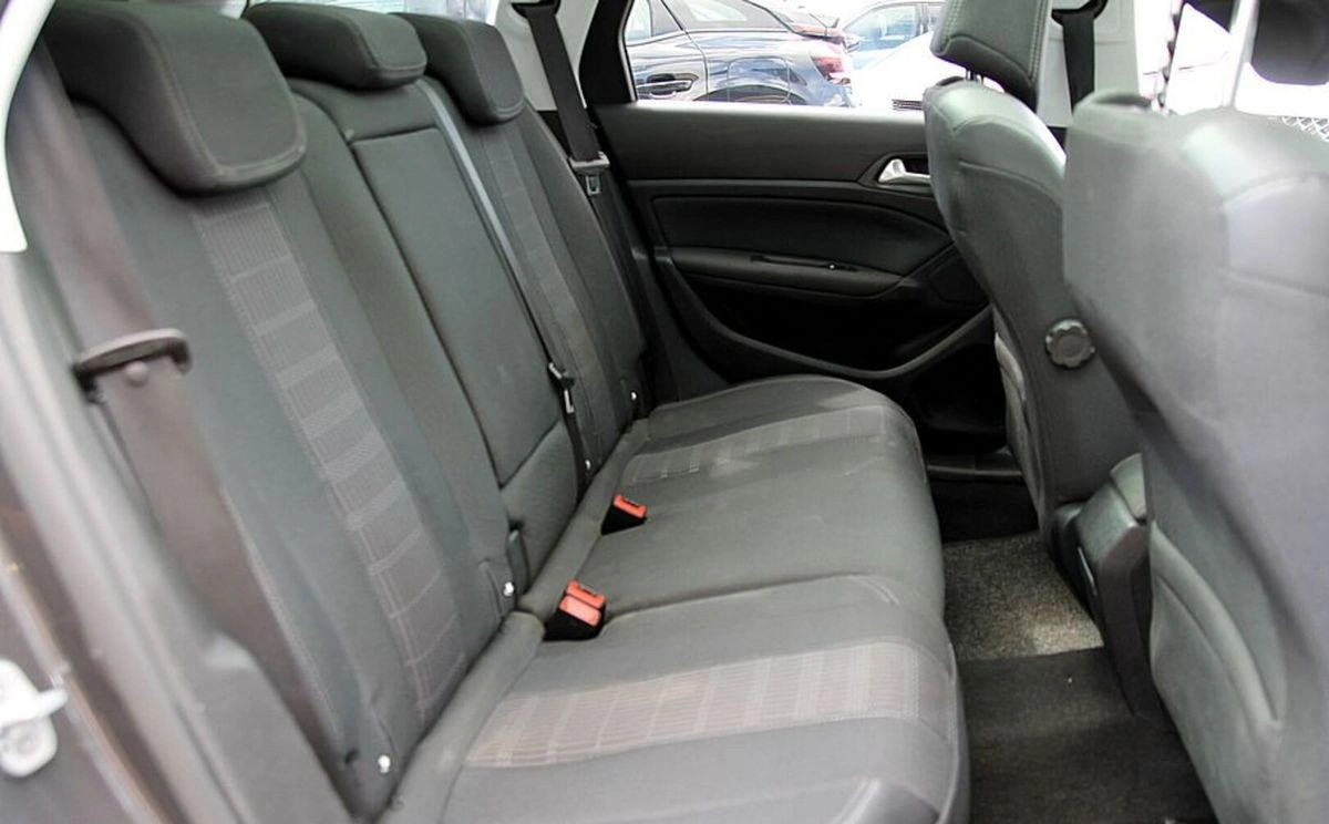 Peugeot 308 - Zdjęcie 31