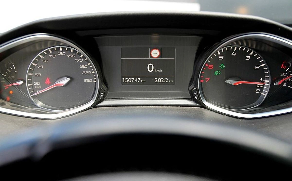 Peugeot 308 - Zdjęcie 35