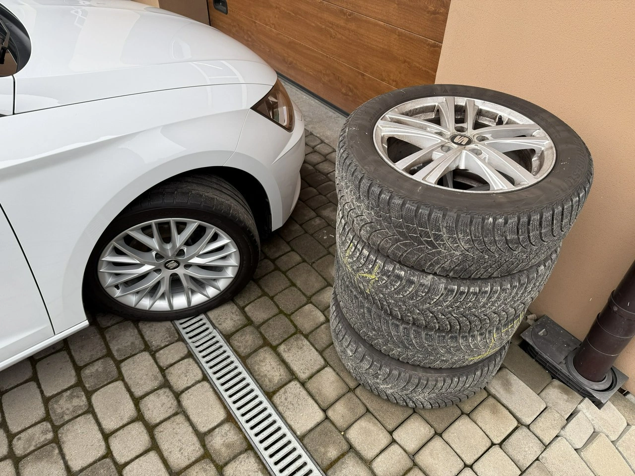 Seat Leon - Zdjęcie 14