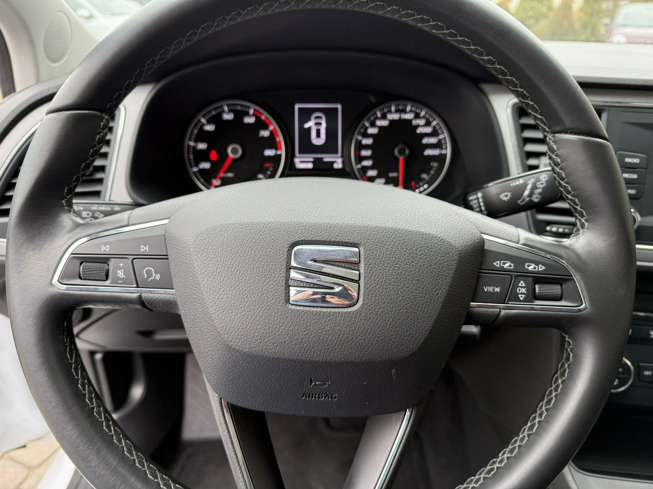 Seat Leon - Zdjęcie 17