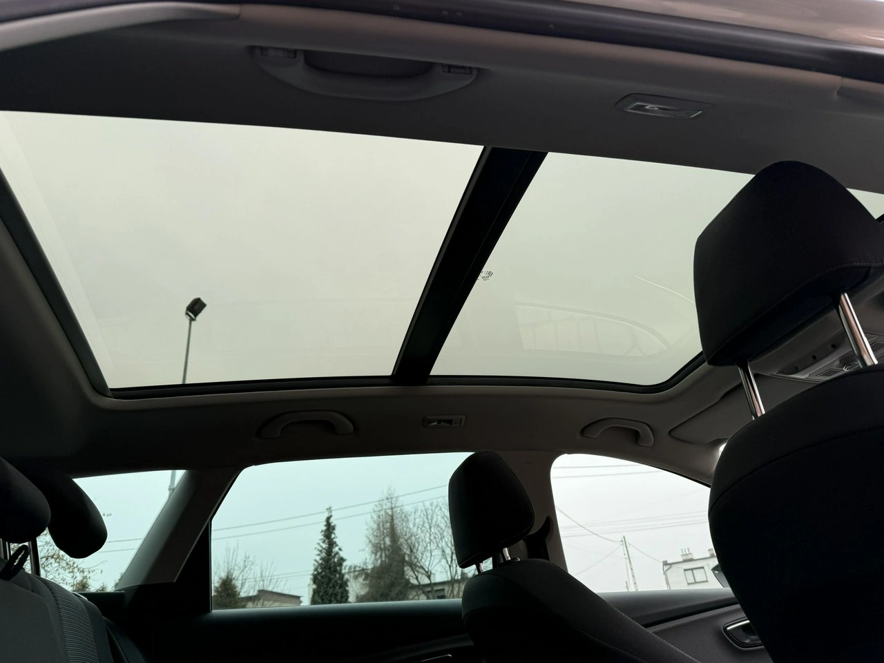 Seat Leon - Zdjęcie 27