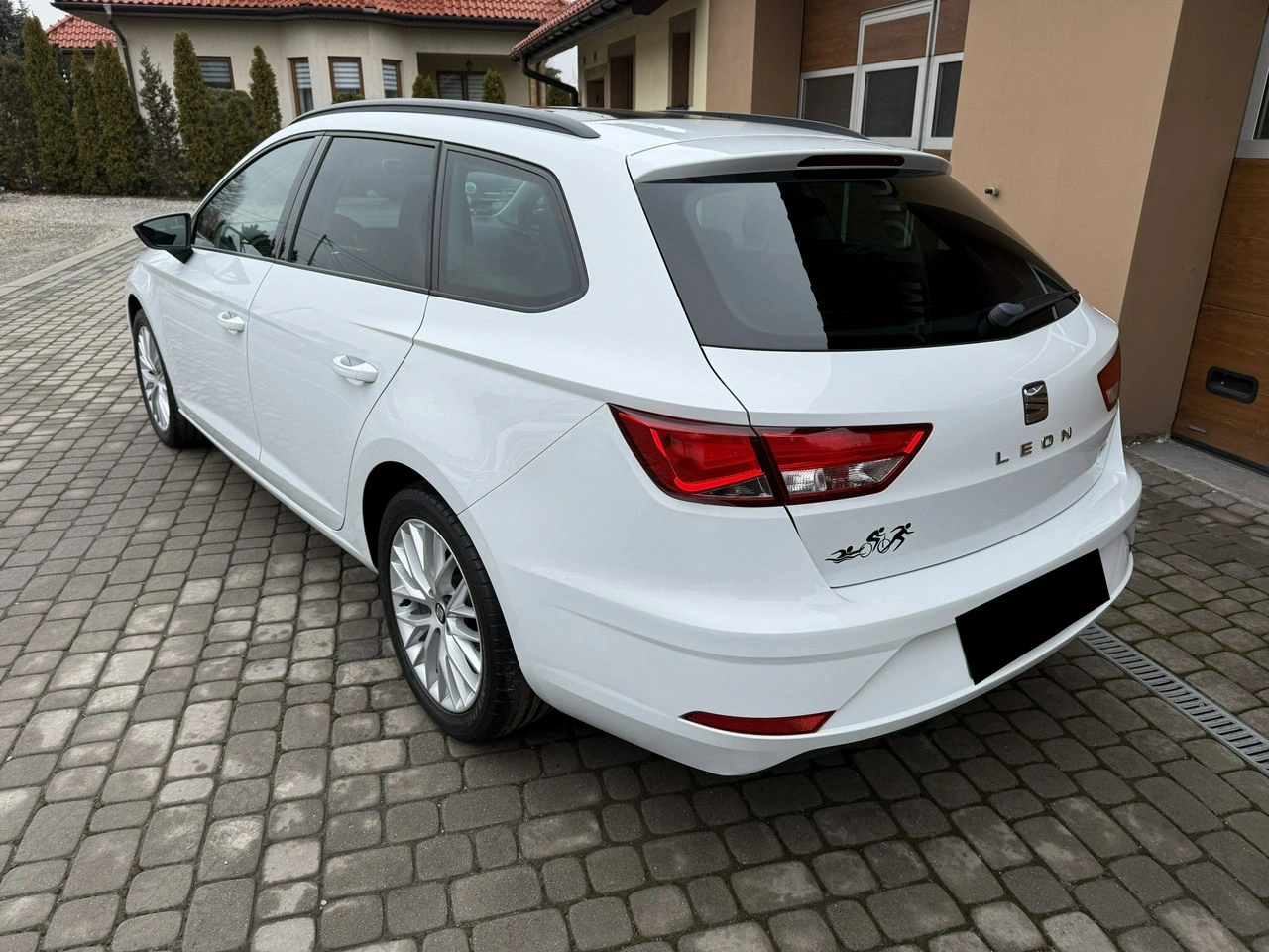 Seat Leon - Zdjęcie 8