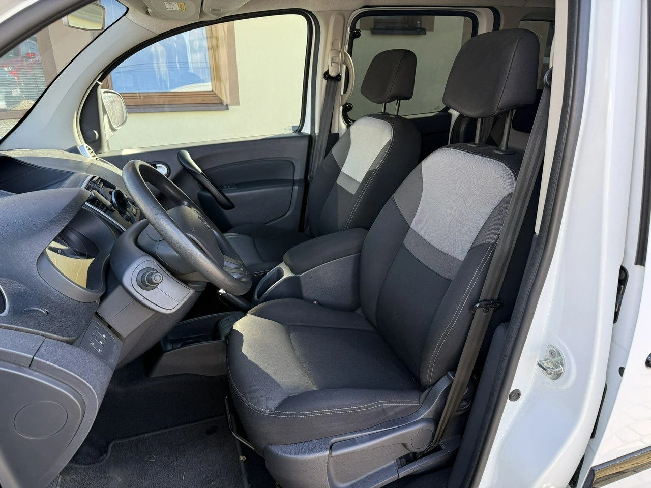 Renault Kangoo - Zdjęcie 17