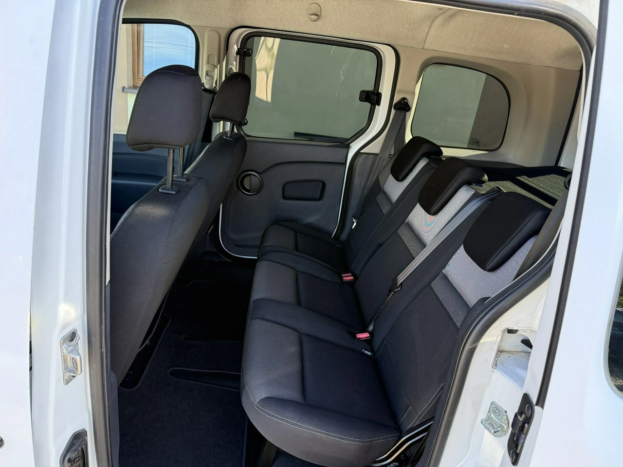 Renault Kangoo - Zdjęcie 22