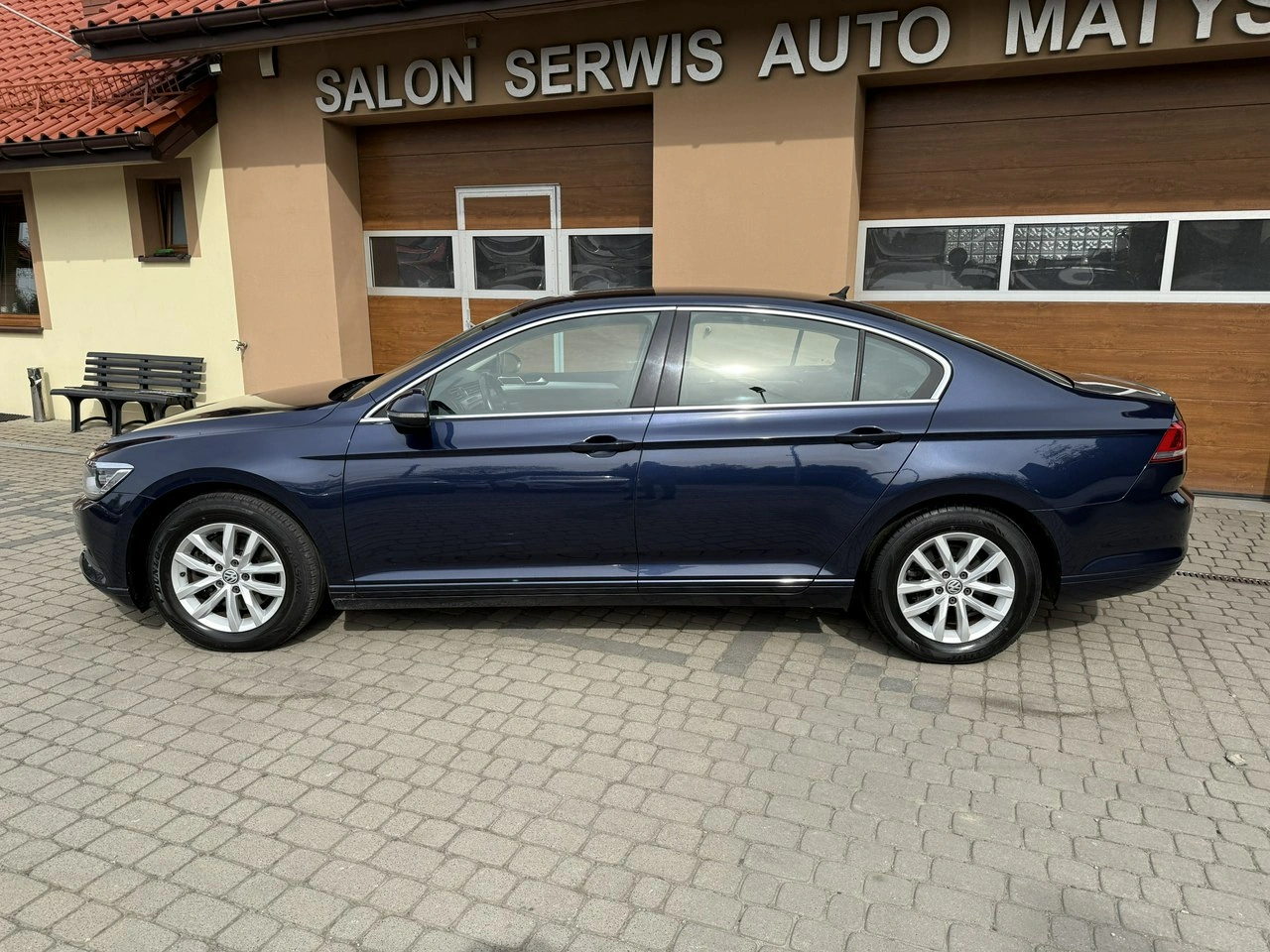 Volkswagen Passat - Zdjęcie 10