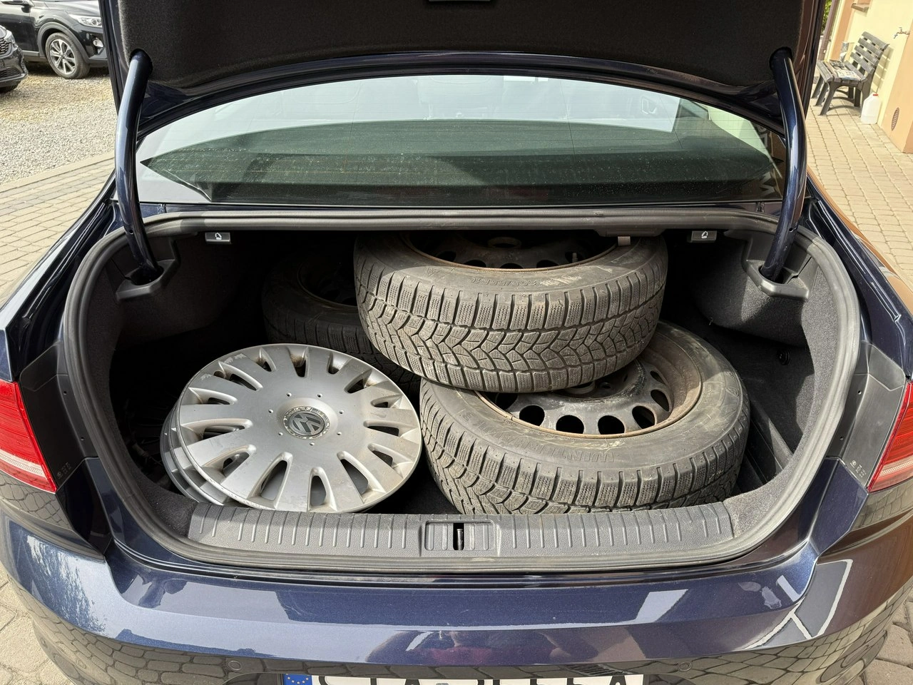 Volkswagen Passat - Zdjęcie 24