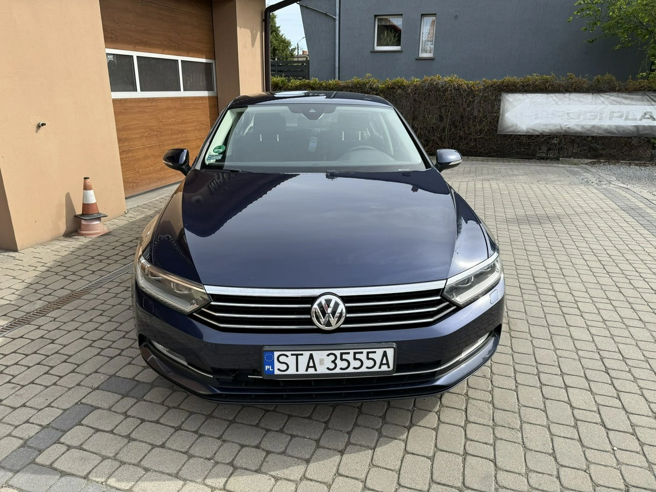 Volkswagen Passat - Zdjęcie 1