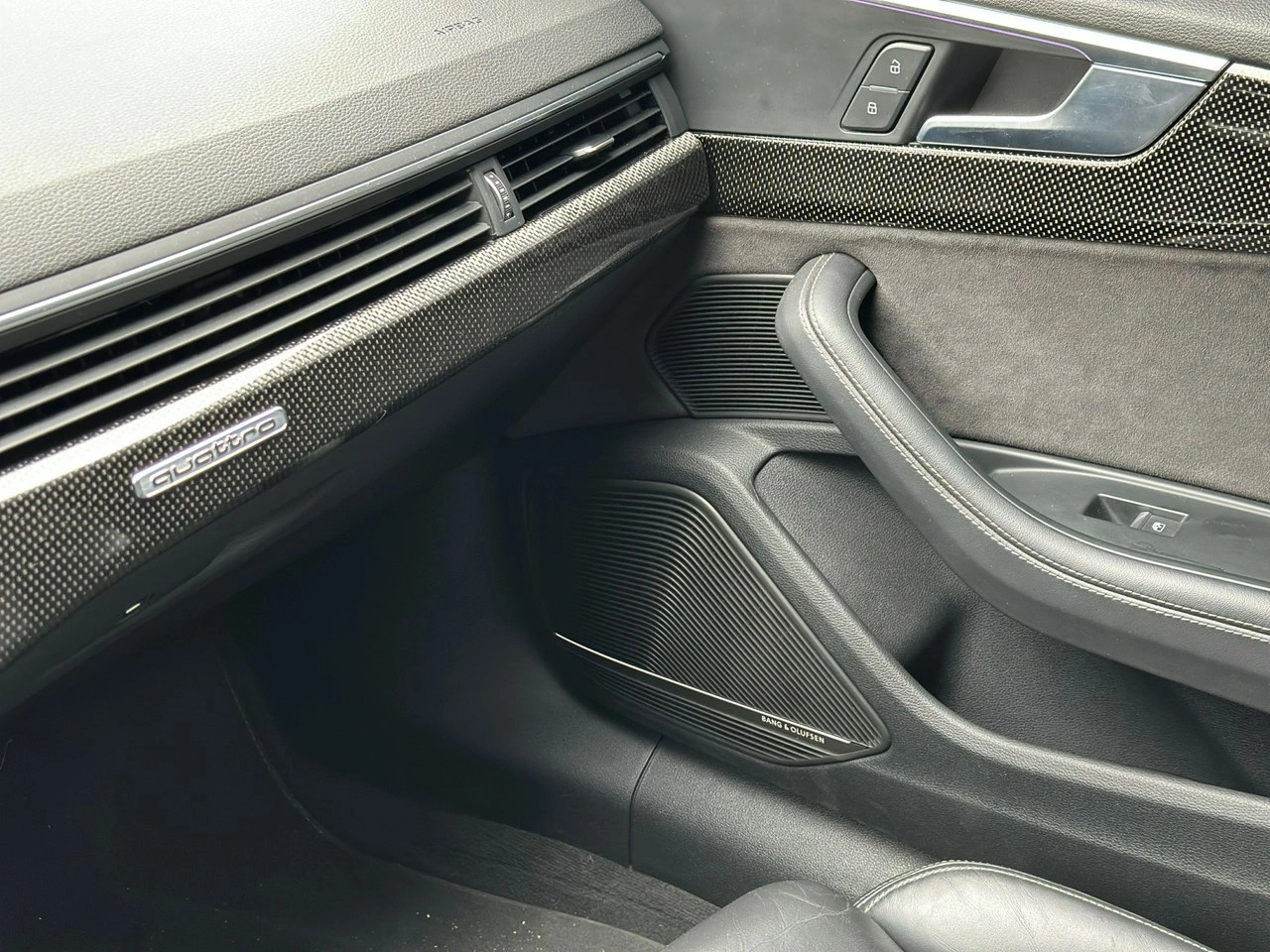 Audi S5 - Zdjęcie 31