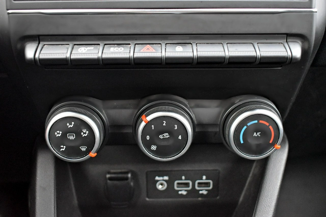 Renault Clio - Zdjęcie 23