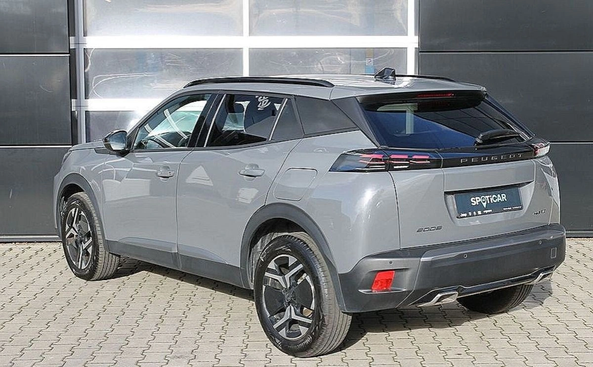 Peugeot 2008 - Zdjęcie 12