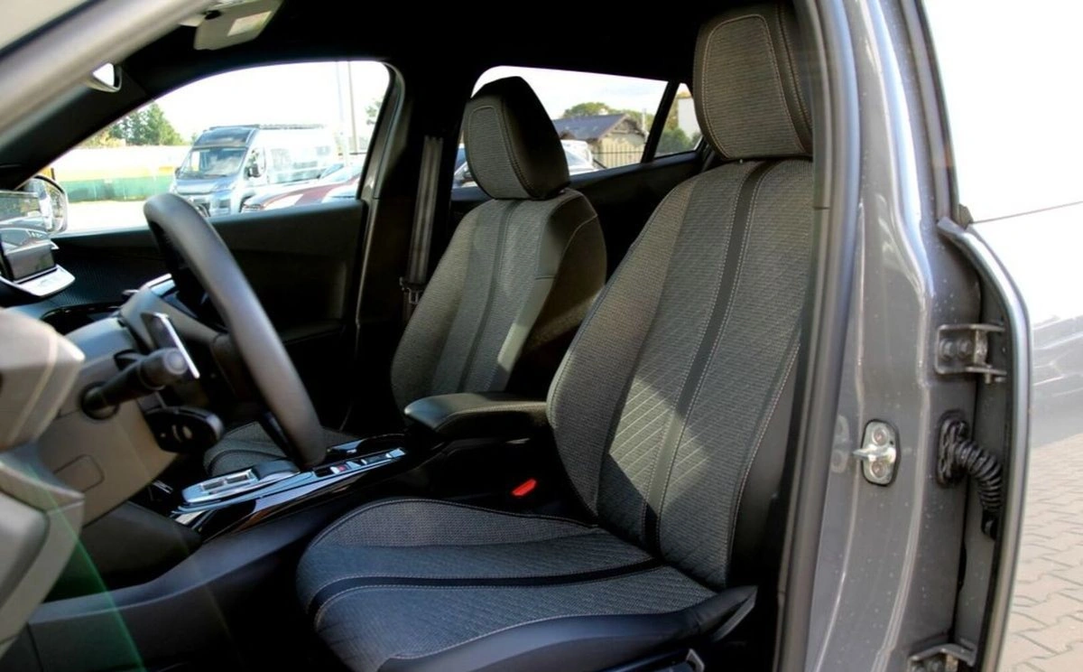 Peugeot 2008 - Zdjęcie 25