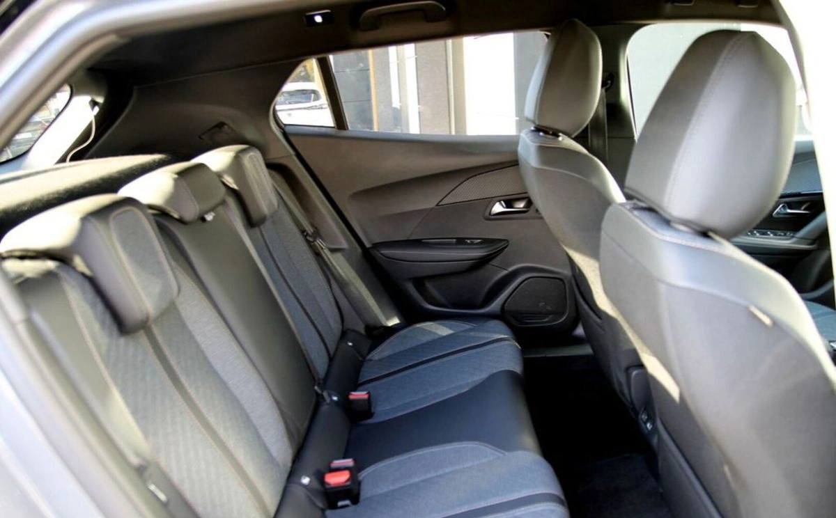 Peugeot 2008 - Zdjęcie 27