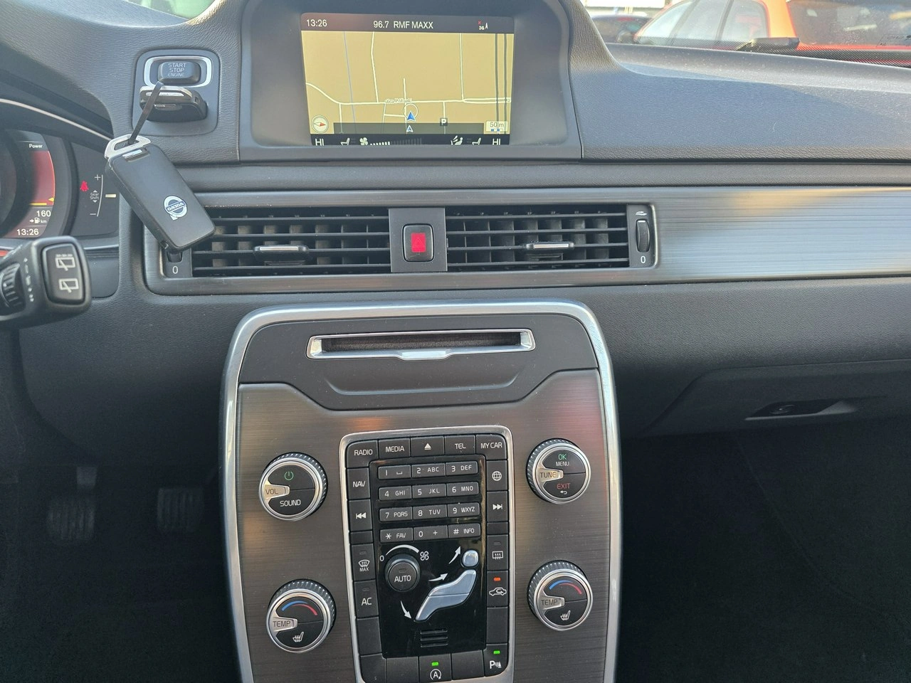 Volvo V70 - Zdjęcie 16