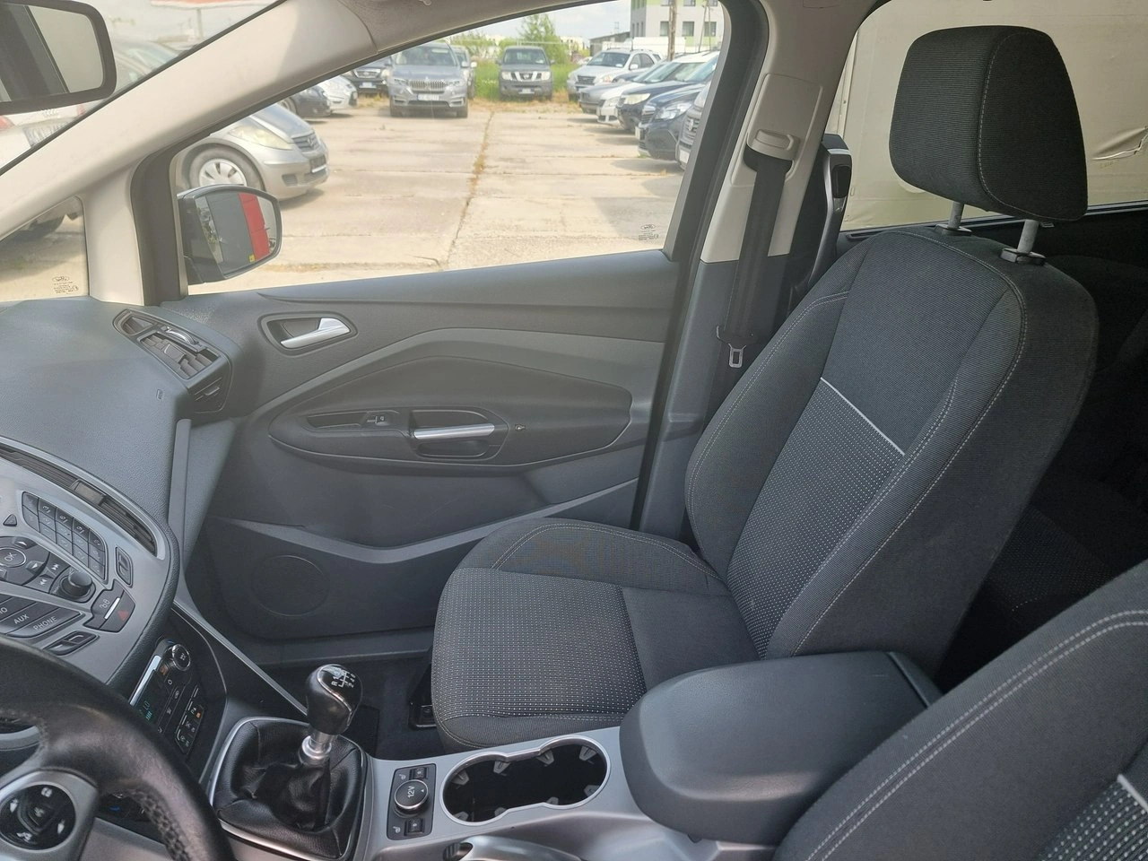 Ford Grand C-MAX - Zdjęcie 10