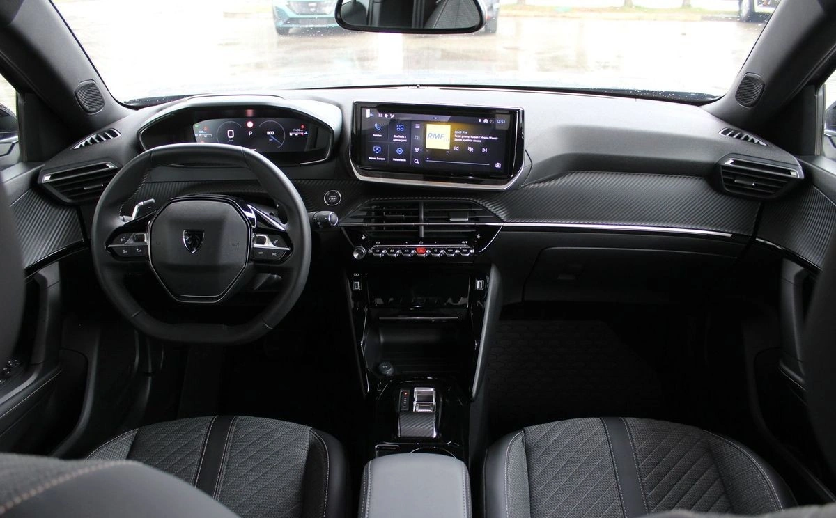 Peugeot 2008 - Zdjęcie 11
