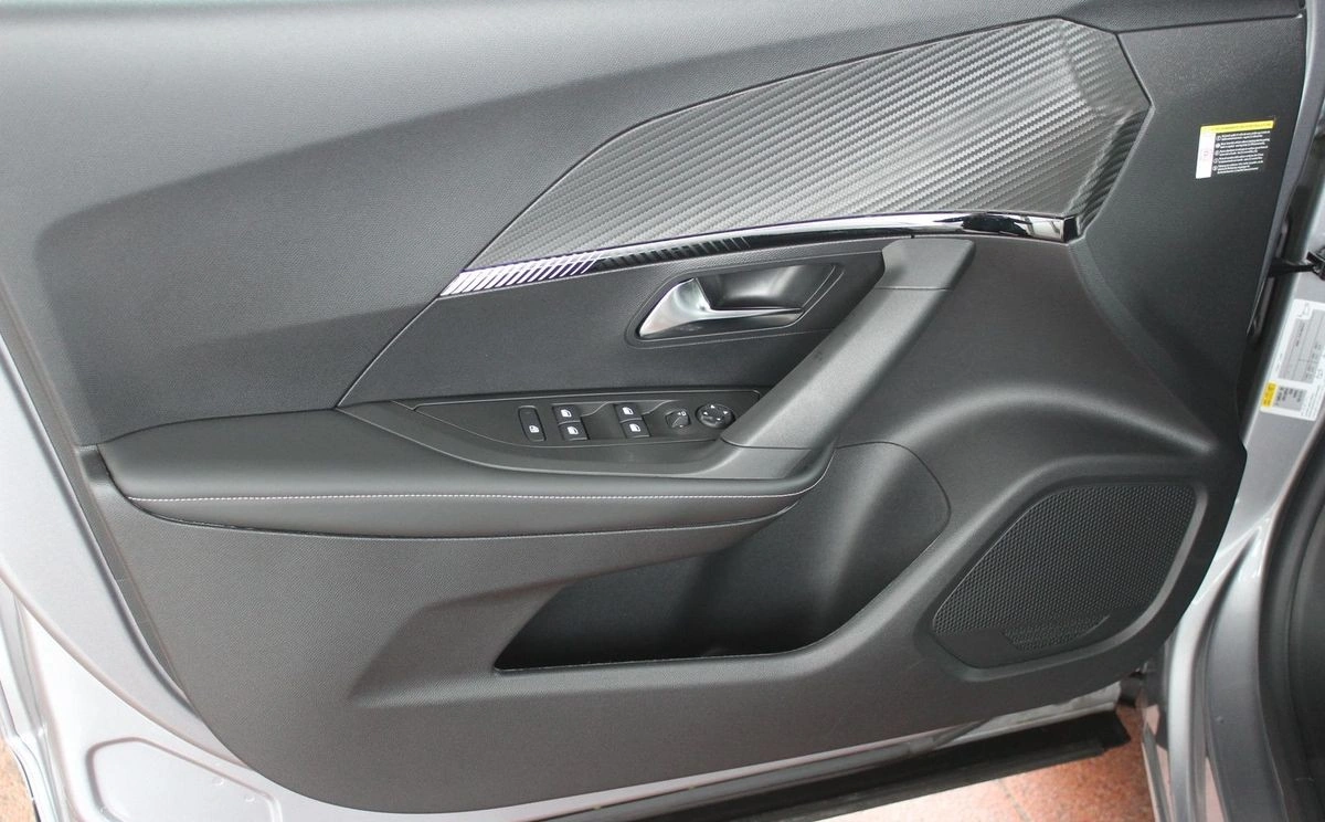 Peugeot 2008 - Zdjęcie 16