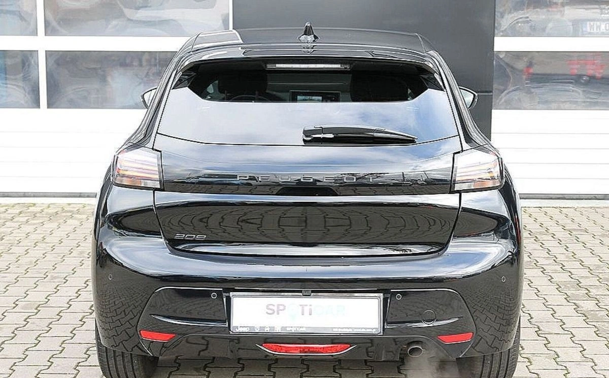 Peugeot 208 - Zdjęcie 12