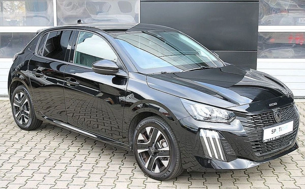 Peugeot 208 - Zdjęcie 15