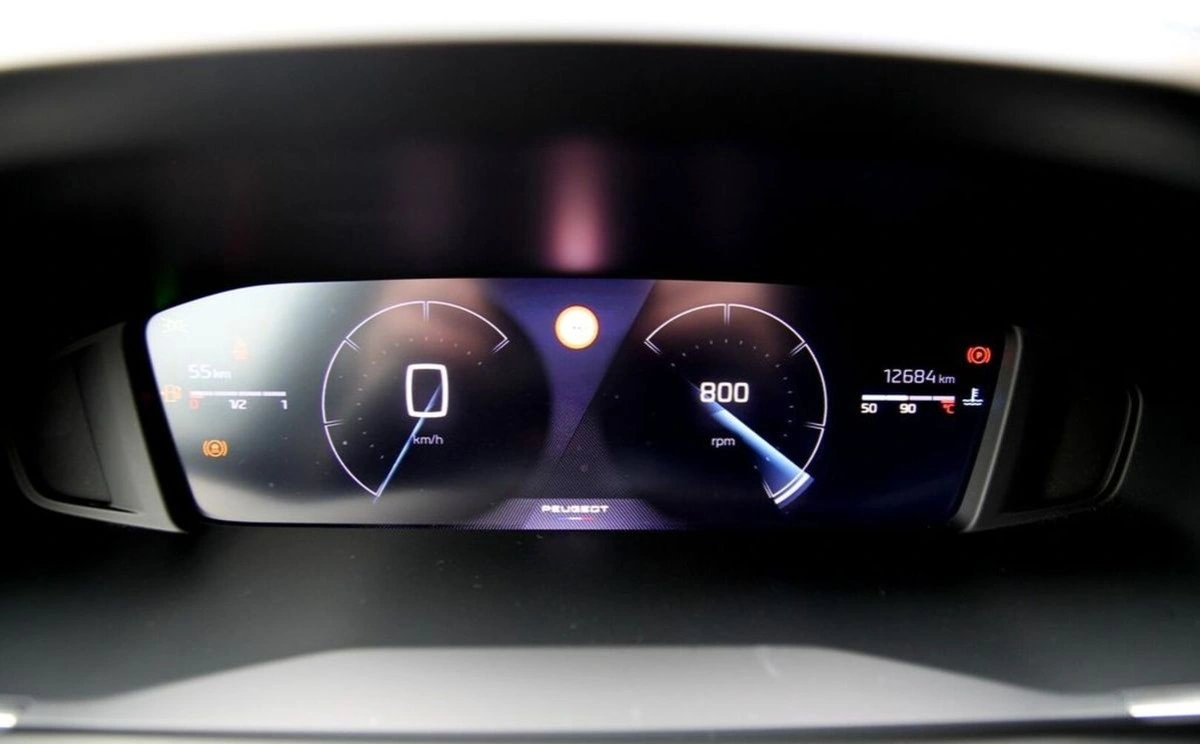 Peugeot 208 - Zdjęcie 17