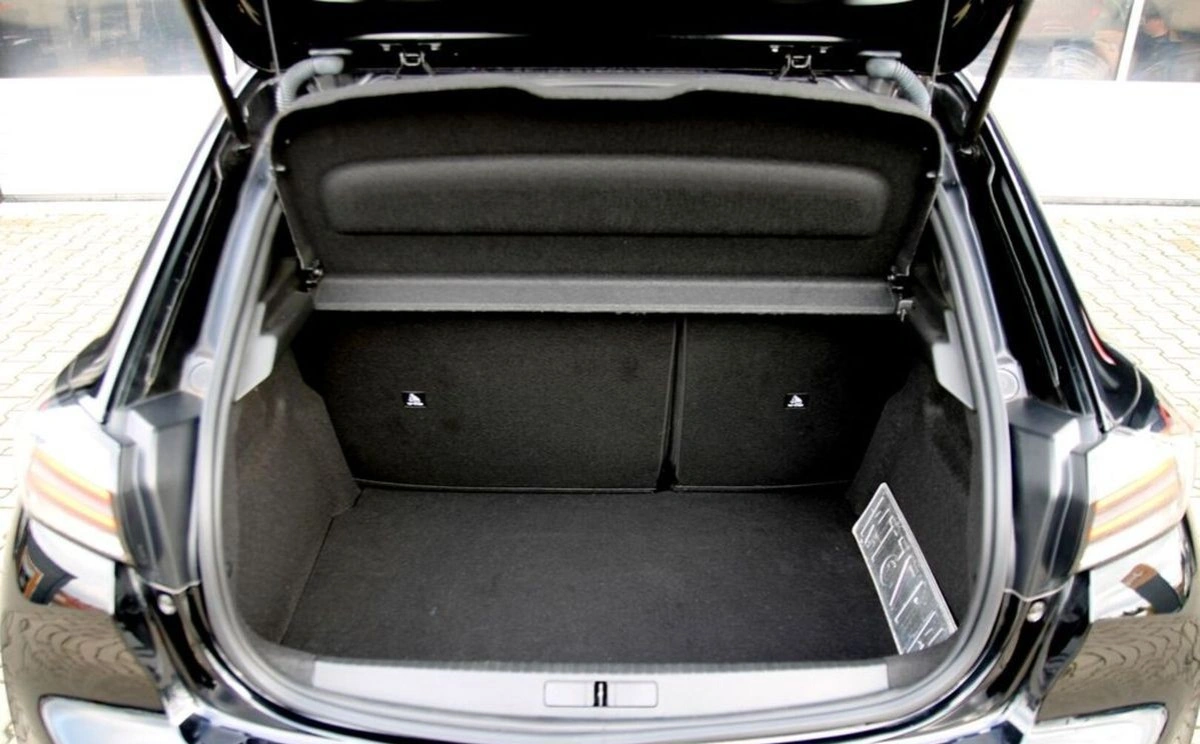 Peugeot 208 - Zdjęcie 29