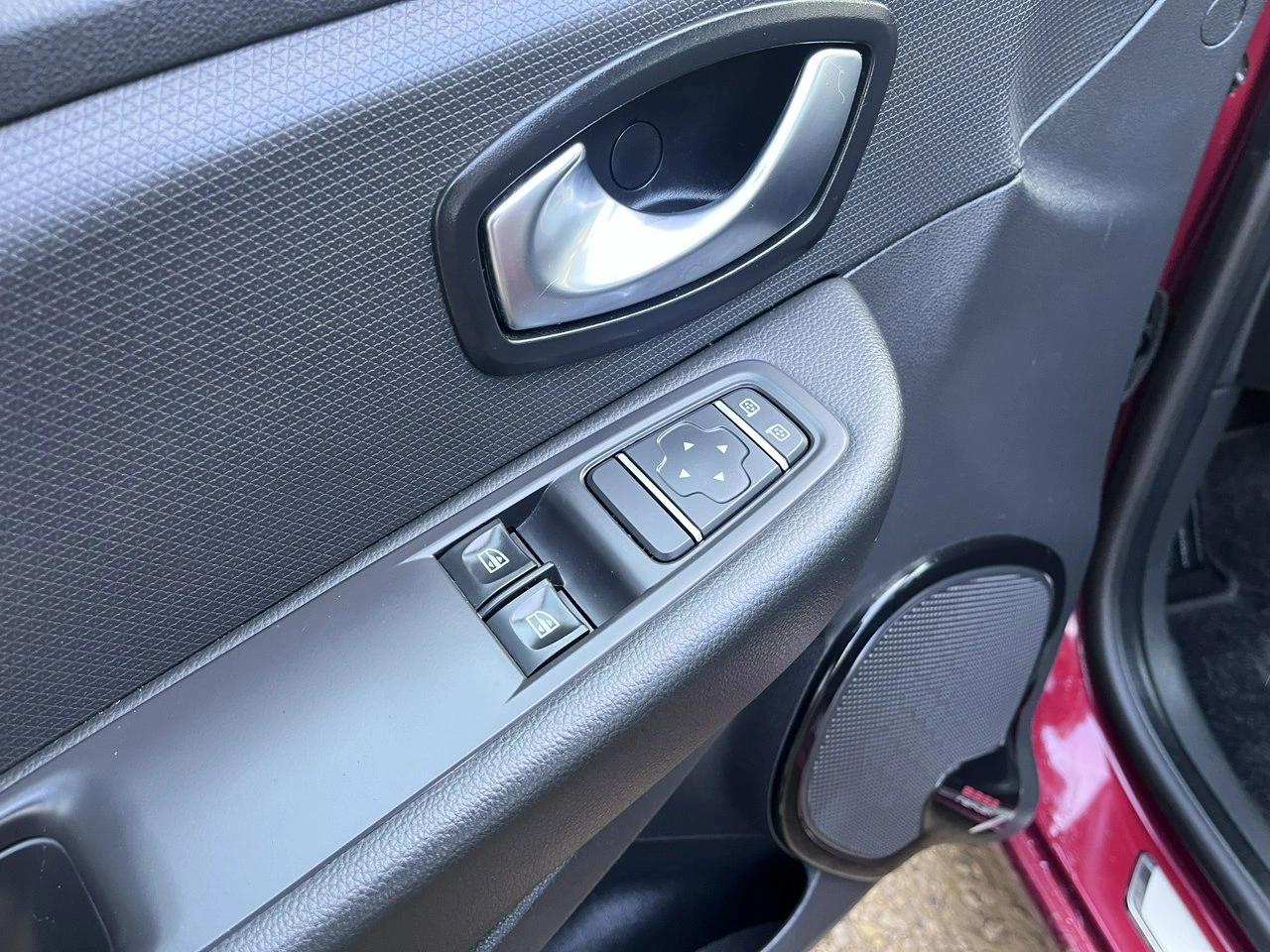 Renault Clio - Zdjęcie 17