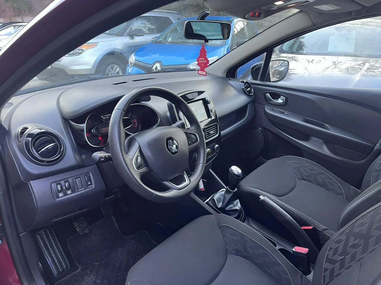 Renault Clio - Zdjęcie 18